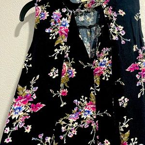 Beautiful black floral dress